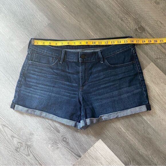 Abercrombie & Fitch Shorts Dark Wash 29 Waist Rolled Hem - Picture 8 of 12